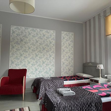 Guesthouse Kadrina Mois 외부 사진