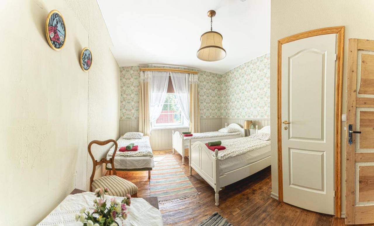 Guesthouse Kadrina Mois 외부 사진