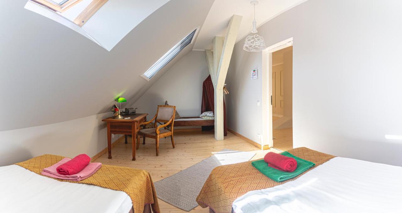 Guesthouse Kadrina Mois 외부 사진