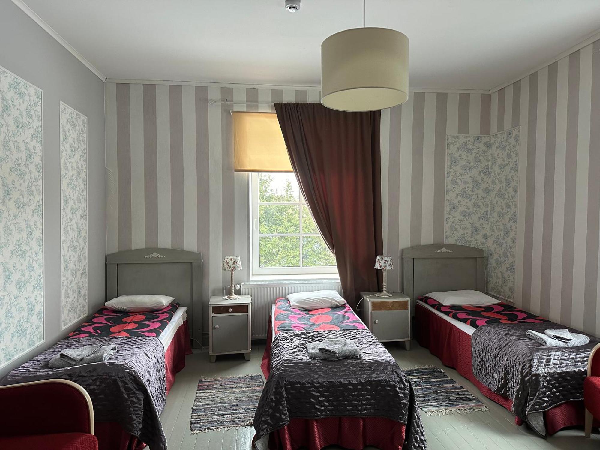 Guesthouse Kadrina Mois 외부 사진