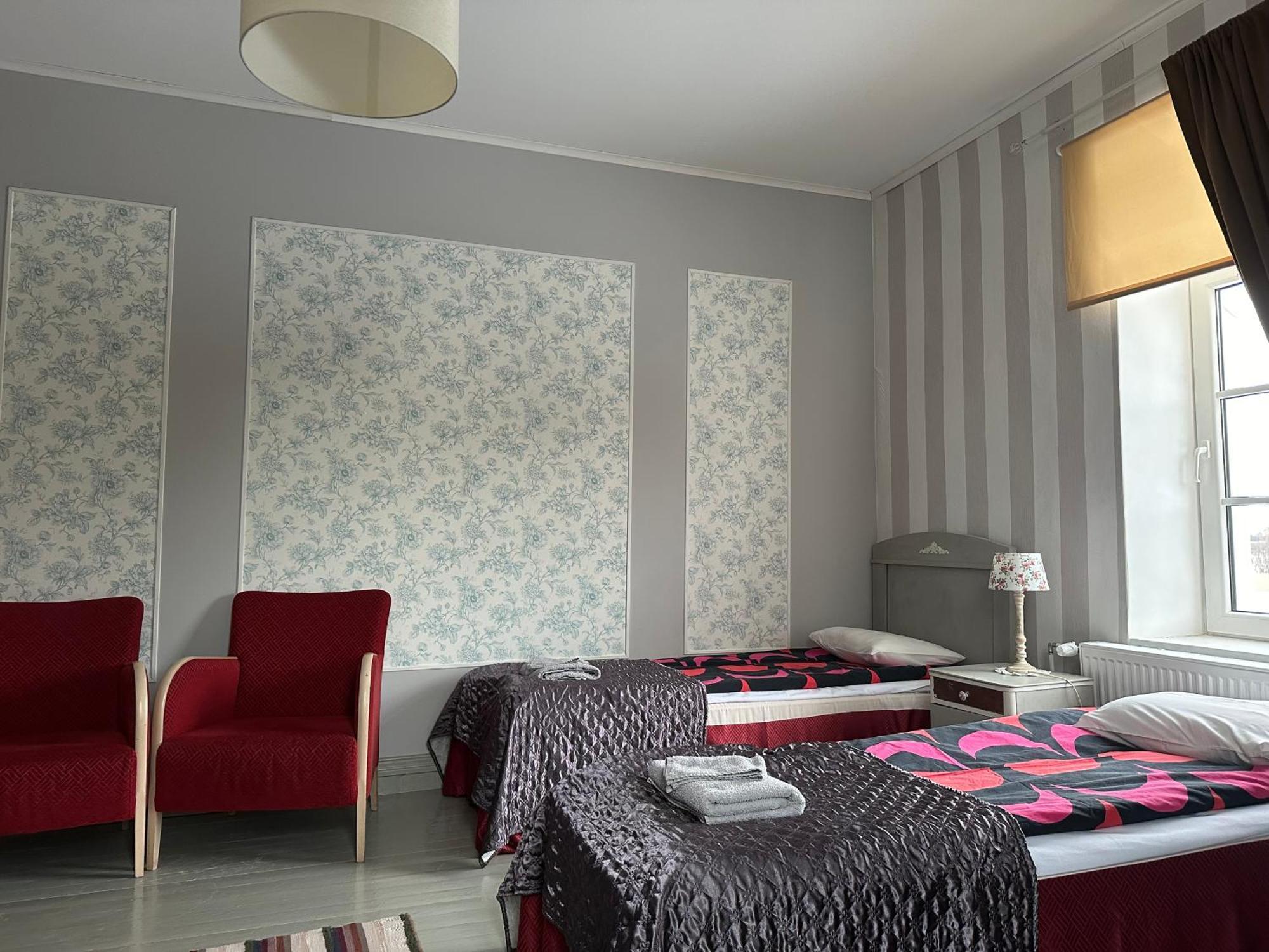 Guesthouse Kadrina Mois 외부 사진