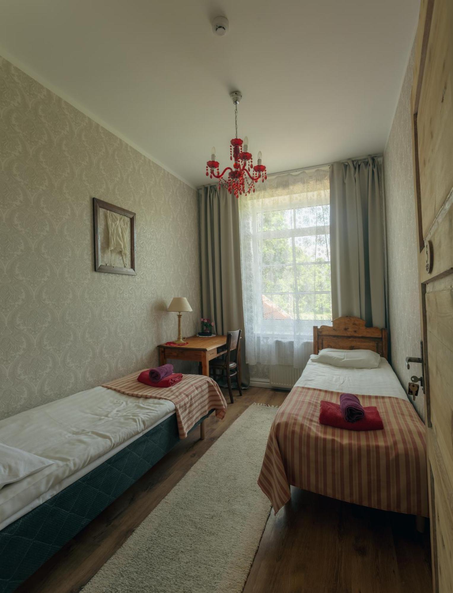 Guesthouse Kadrina Mois 외부 사진