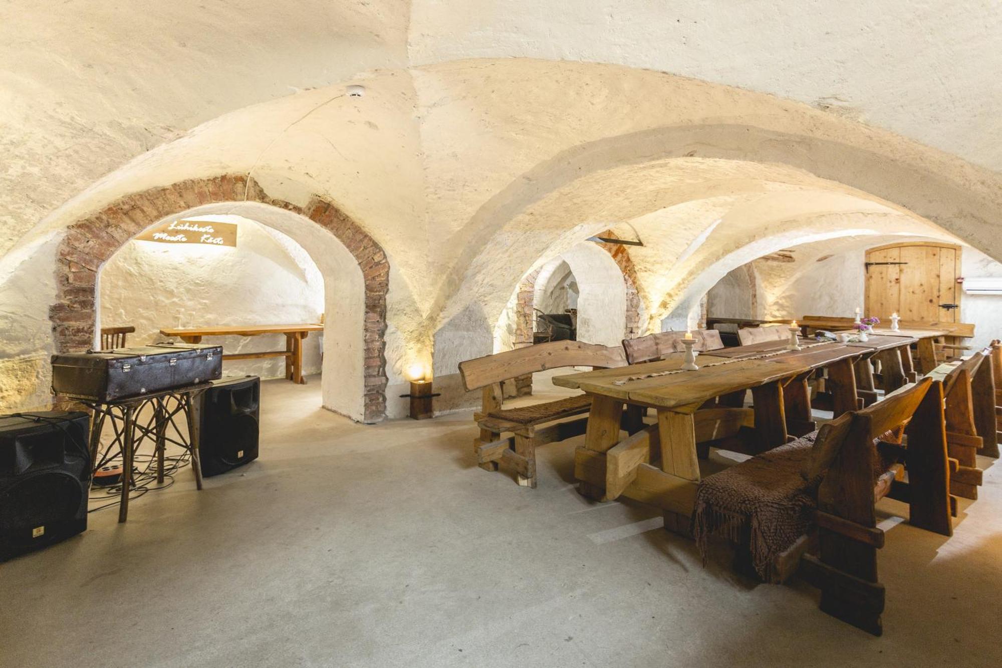 Guesthouse Kadrina Mois 외부 사진